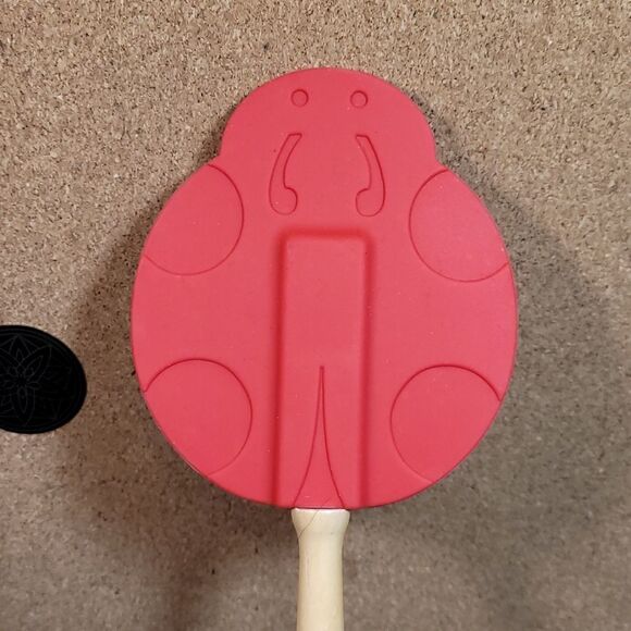 Red Ladybug Silicone Heat Resistant Spatula Excellent used condition! - Picture 2 of 4
